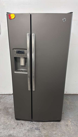GE Side‑by‑Side Fridge – Slate, Ice & Water Dispenser