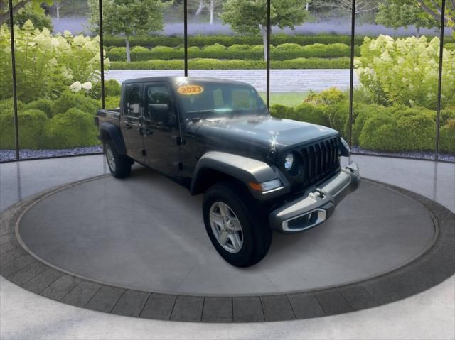 2023 Jeep Gladiator