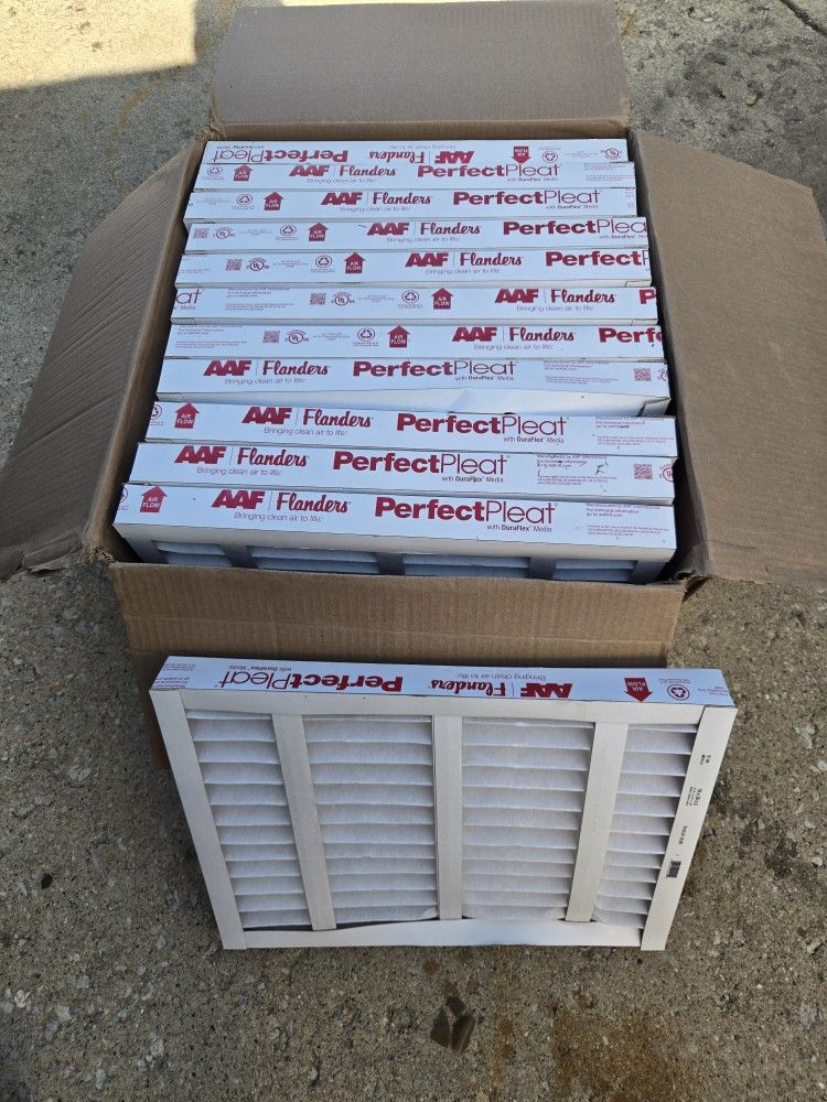 Air CONDITIONER Box Of 12 FILTERS 16 X 20 X 2