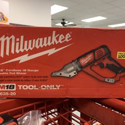 Milwaukee Double Cut Shear 
