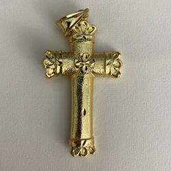 Gold plated cross charm/pendant