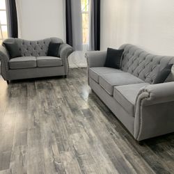 $1199 Brand New Sofa And Loveseat Set (Read Description Below)