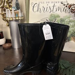 Water 💦 Boots 👢 