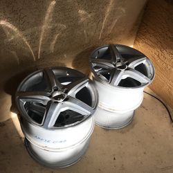 Four Mercedes AMG wheels 