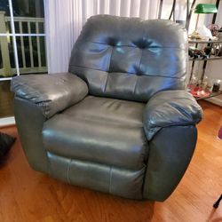 Recliner Chair (Marlos)