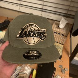 Ultra Game LA Lakers Olive Green Snapback 