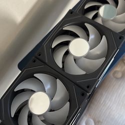 Lian Li V1 Infiniti Fans