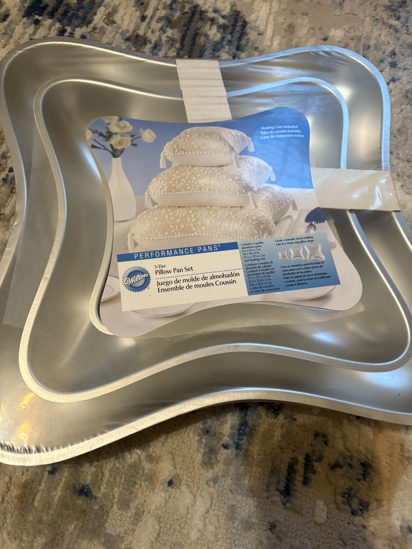 Wilton Pillow Pans For Cakes