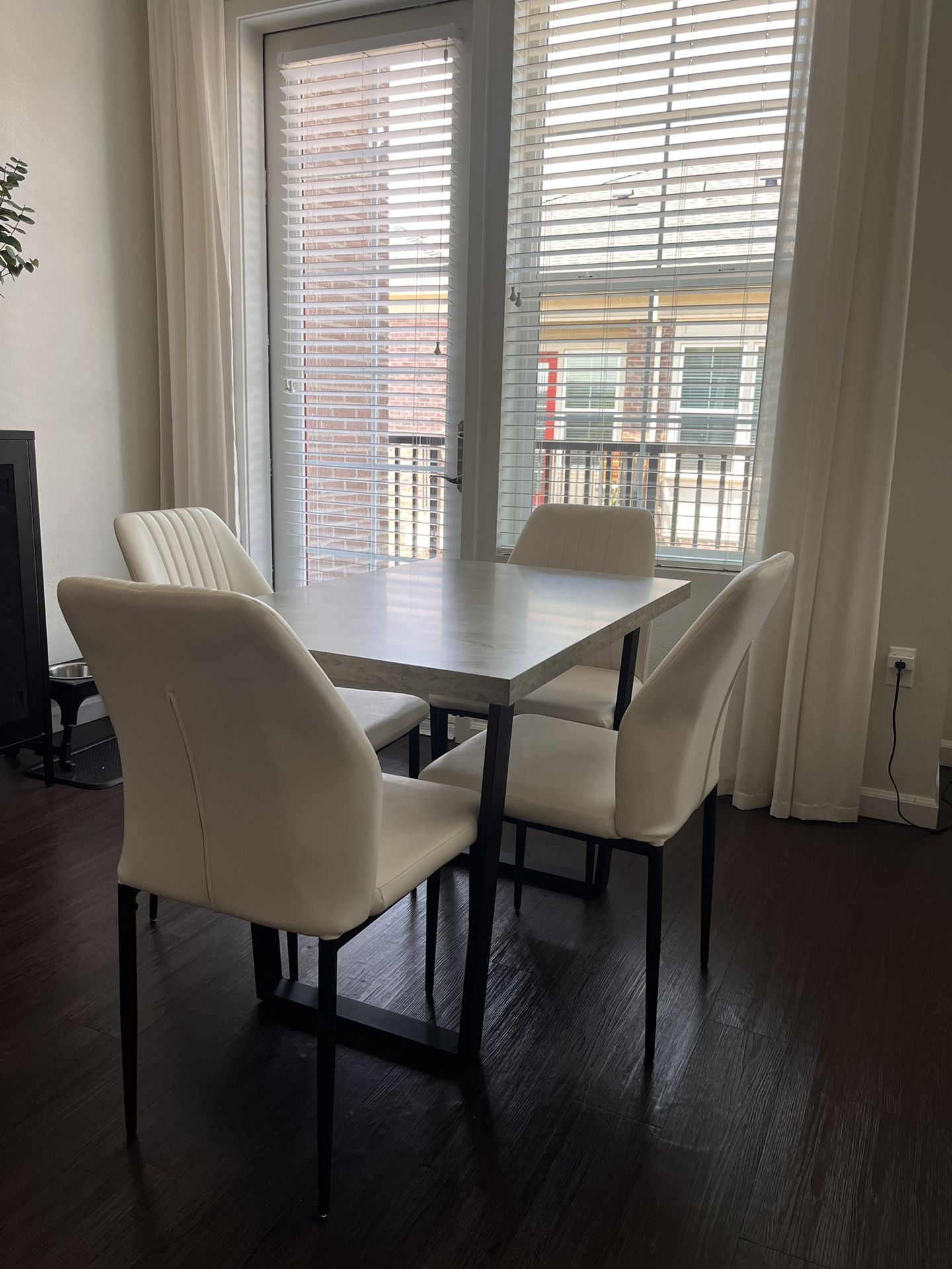Rectangular Dining Table and Chairs