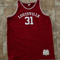 Wes Unseld Stitched Louisville Throwback Jersey 