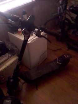 NIU scooter