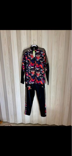 ADIDAS; ( NEW) Multicolor Bulls Graphic MEN’S Track Suit SIZE M