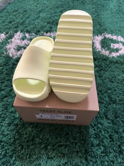 Yeezy Slides