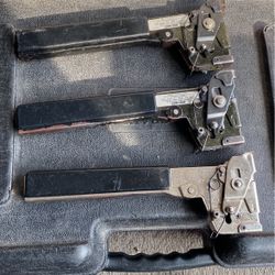 staple hammer
