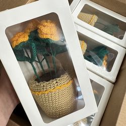 Crochet Flowers & Knitted Flower Bouquet – Crocheted Flower Bouquets, Teacher Appreciation, Desk Flower Decor (Yelow Rose)