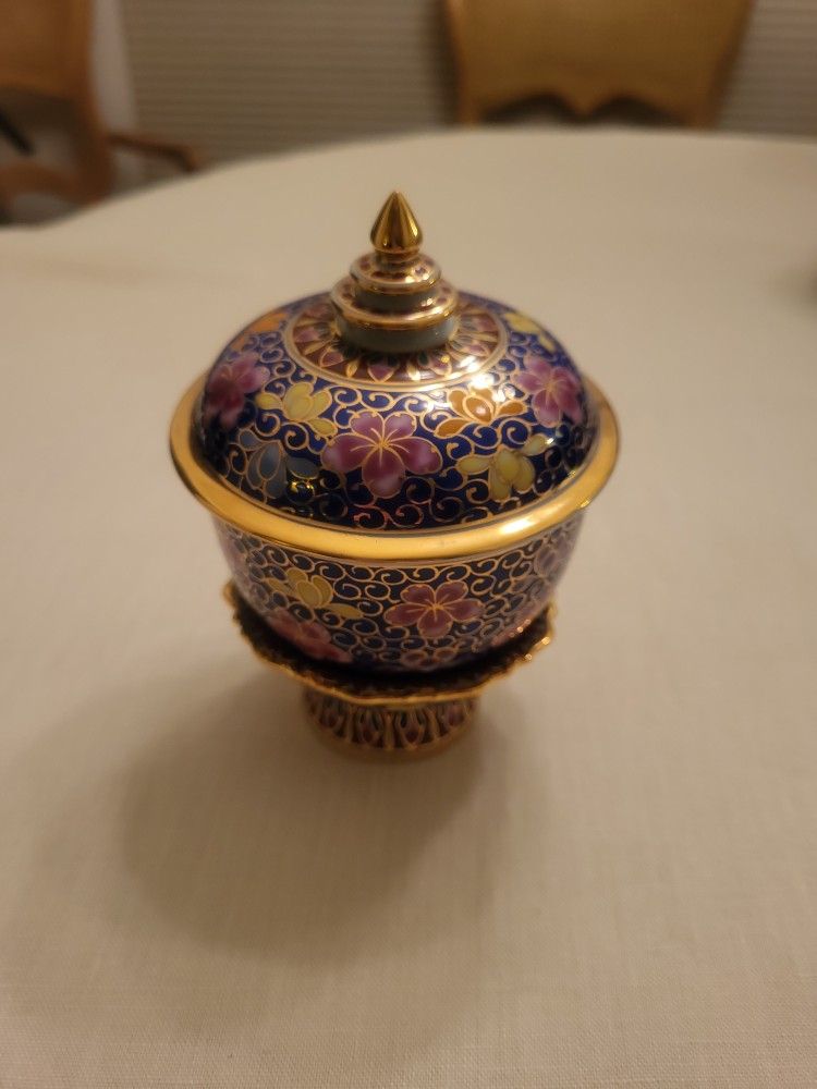 Benjarong (5 Colors) Porcelain Jar