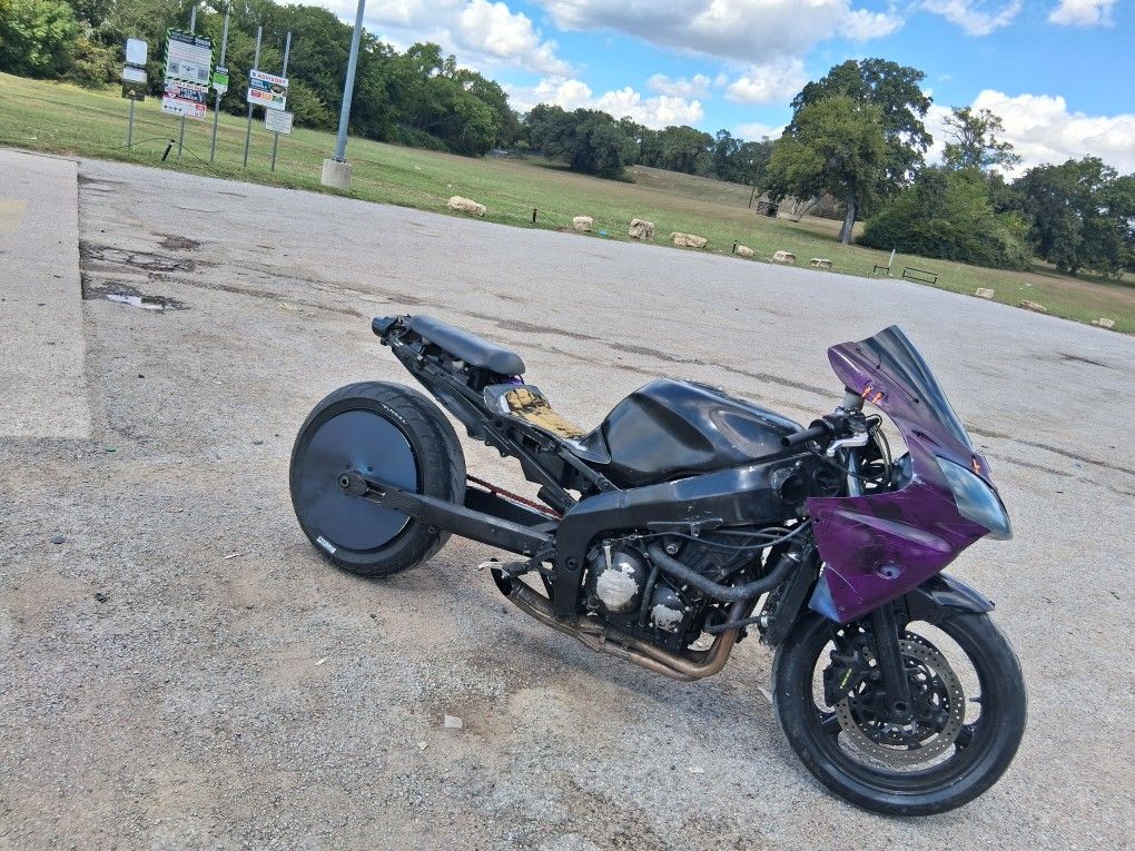 2005 Kawasaki Zr600