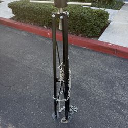 Camco Eaz-Lift 5th Wheel King Pin Tripod Stabilizer