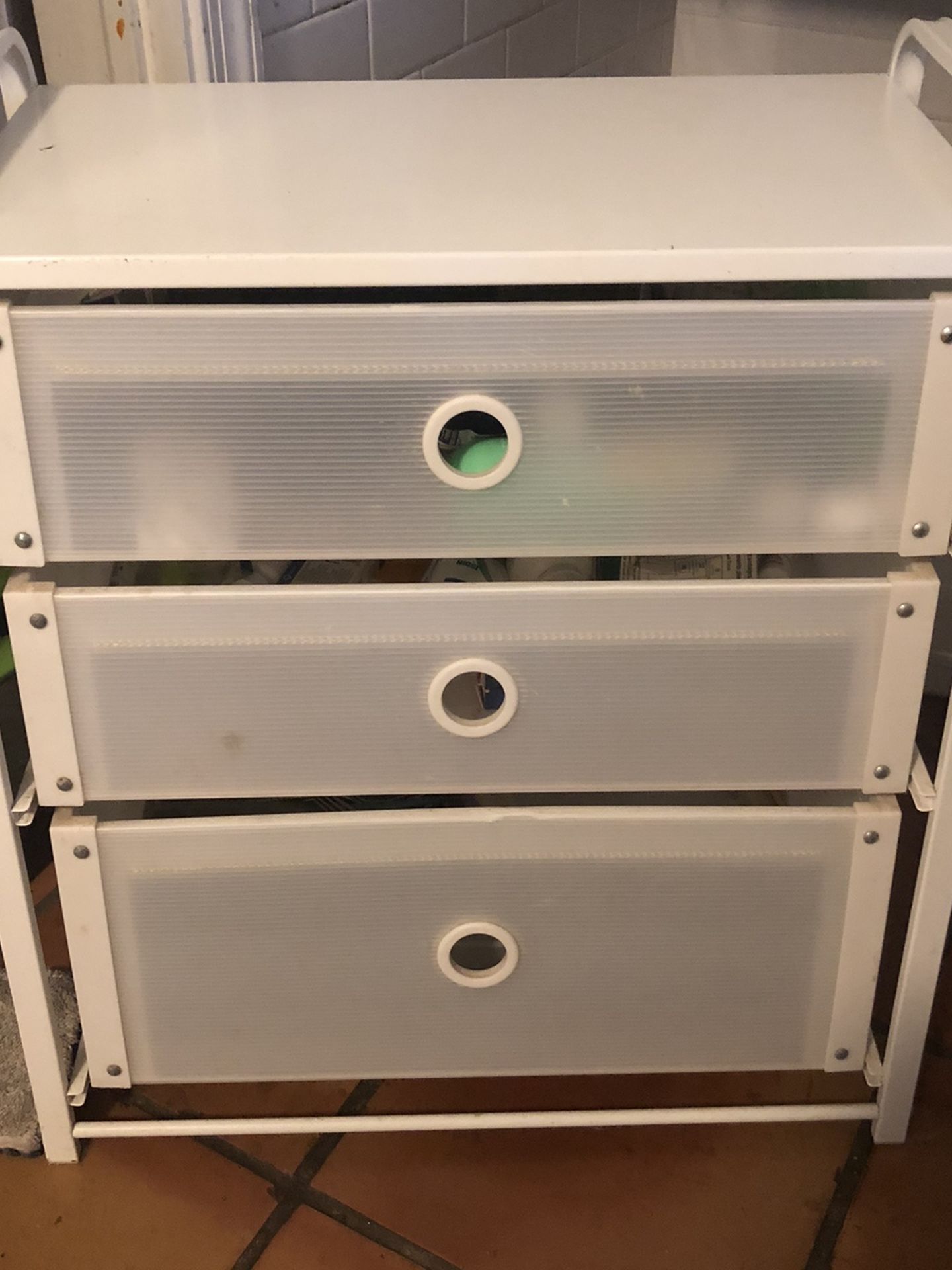 IKEA LOTE 3 drawers Chest