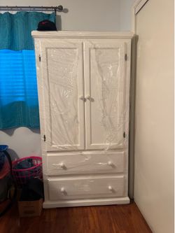 Cómoda pequeña mueble blanco