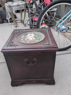 Vintage Wooden Storage Box with Floral Painted Lid