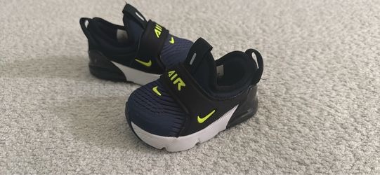 Nike Air Max Toddler Sneakers (4c)