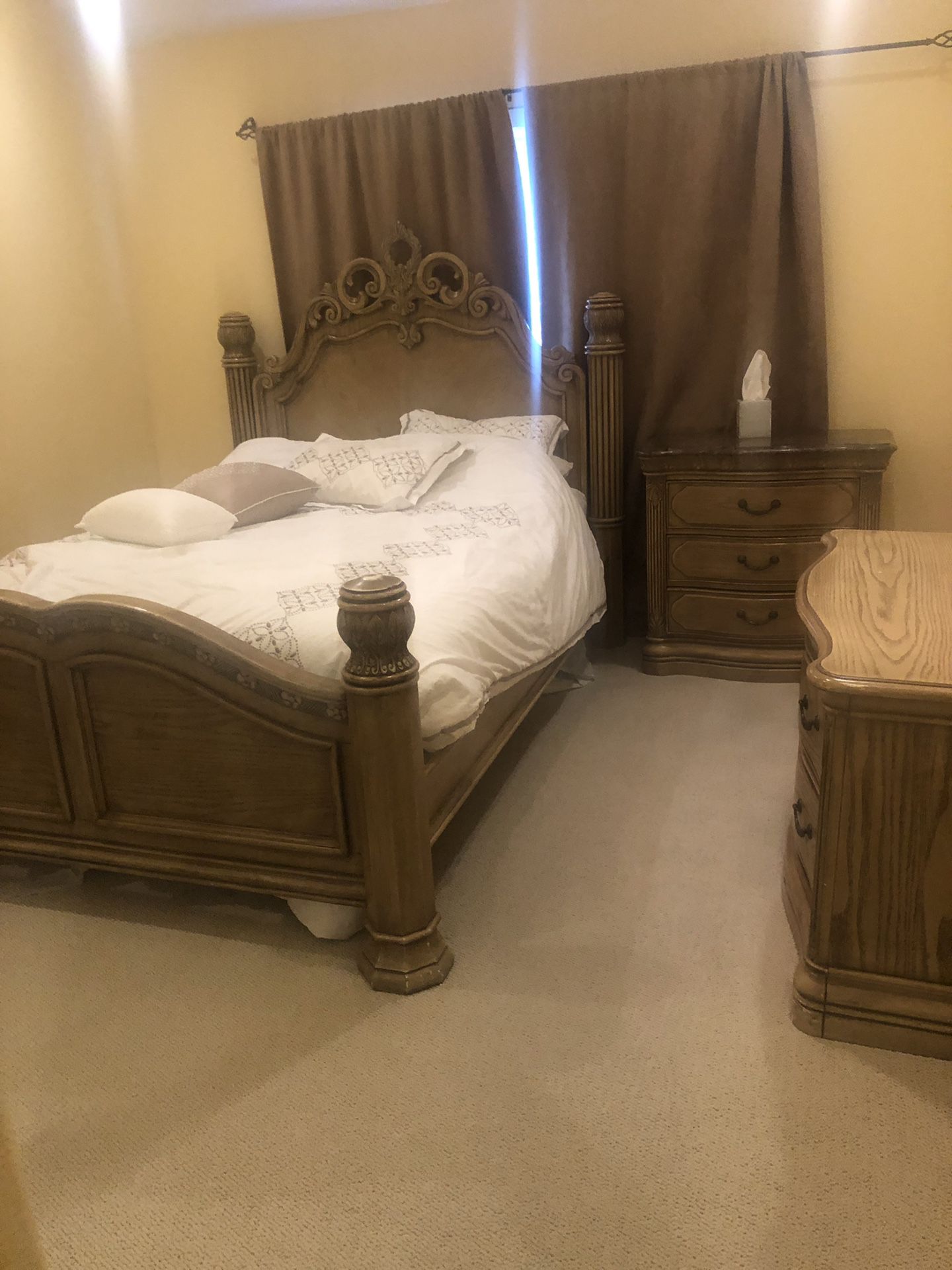Solid wood heavy duty queen bedroom set