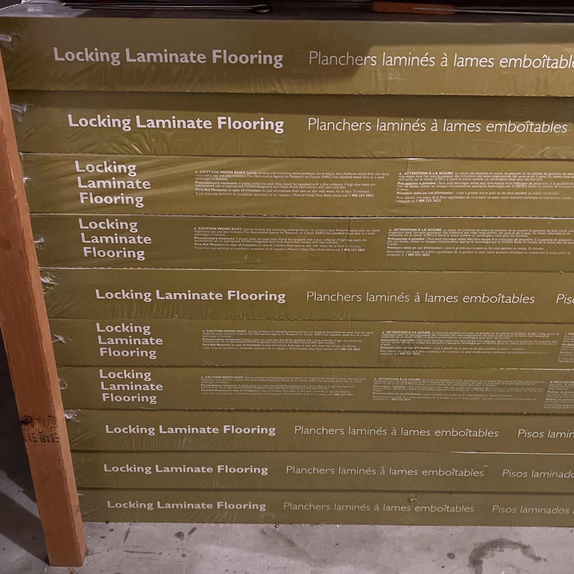 Locking laminate Flooring