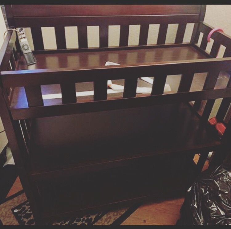 Nice baby changing table