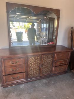 King size bedroom set