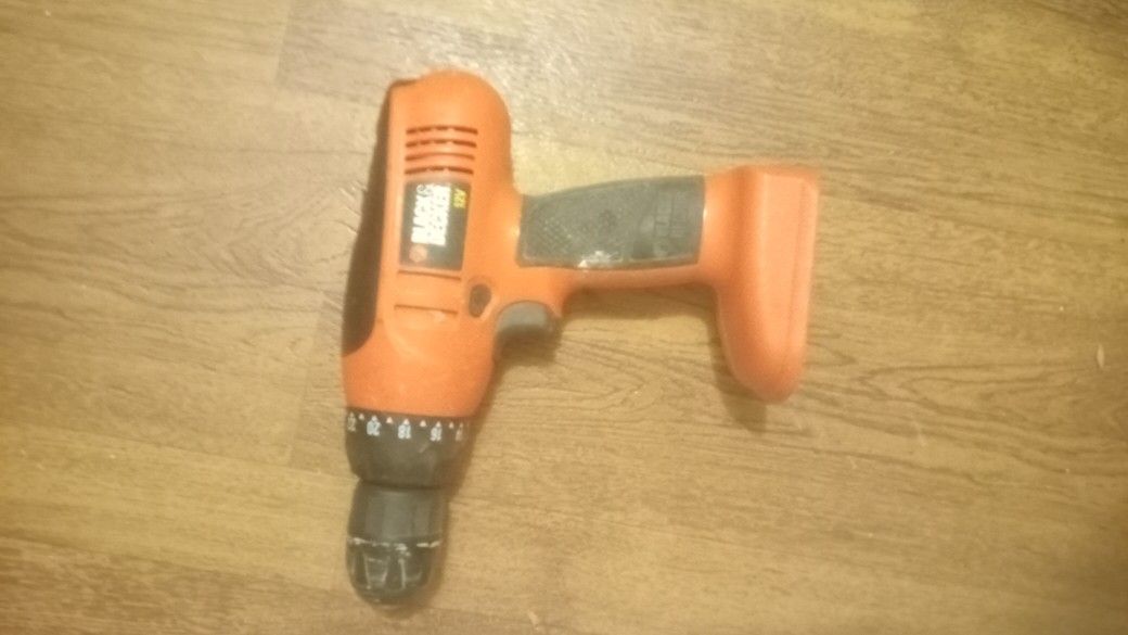 Black & Decker 12V Drill
