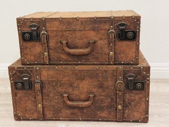 Vintage Decorative Wooden Storage Trunk / Chest Set