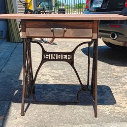 Antique Singer Sewing Machine Table With Drawer