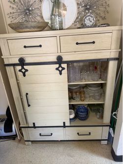 Dresser/Storage Set