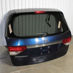 2011-2013 Honda Odyssey Trunk Hatch Tailgate #2