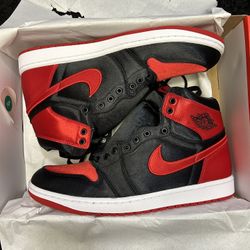 Jordan 1 Retro Satin Bred 