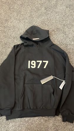 1977 Essentials Hoodie Size Xl