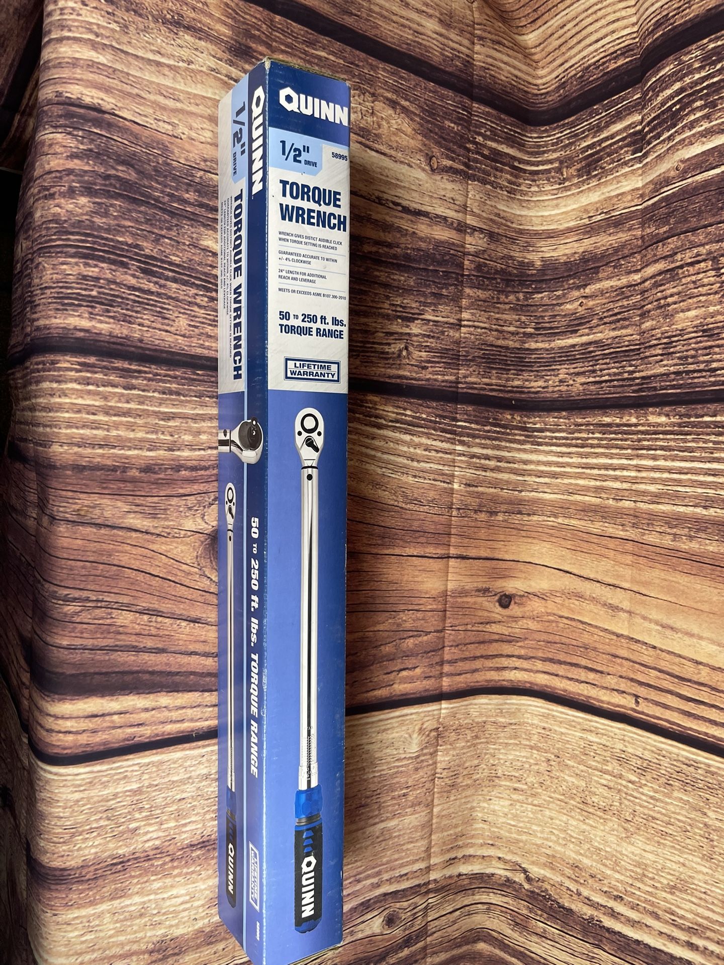 QUINN 1/2 in. Drive, 50 to 250 ft-lb Click Torque Wrench