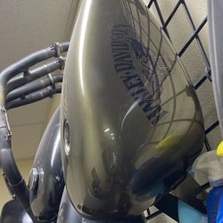 GAS TANKS Harley-Davidson 