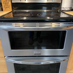 Frigidaire Double oven Stainless Range 