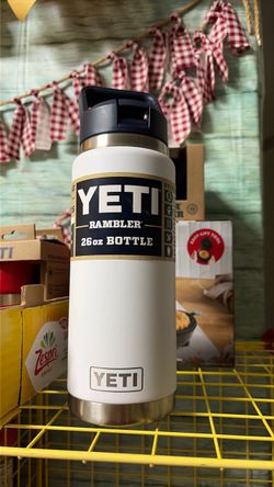 Yeti 26oz w/ straw