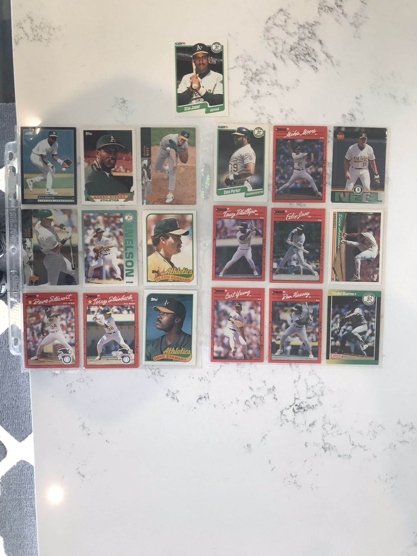 Lot Of 19 Oakland Athletics Baseball Cards