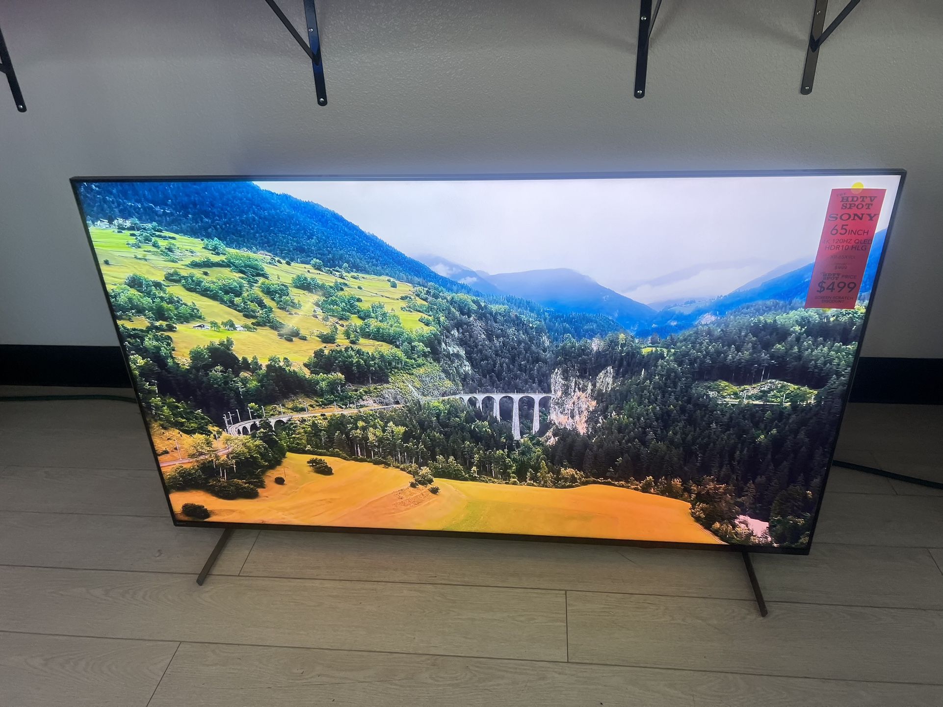 Sony 65-inch 4k 120hz x90L tv