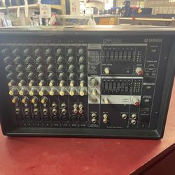 Yamaha Mixer 