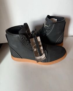 Indie Ridge Crossfield Size 9 