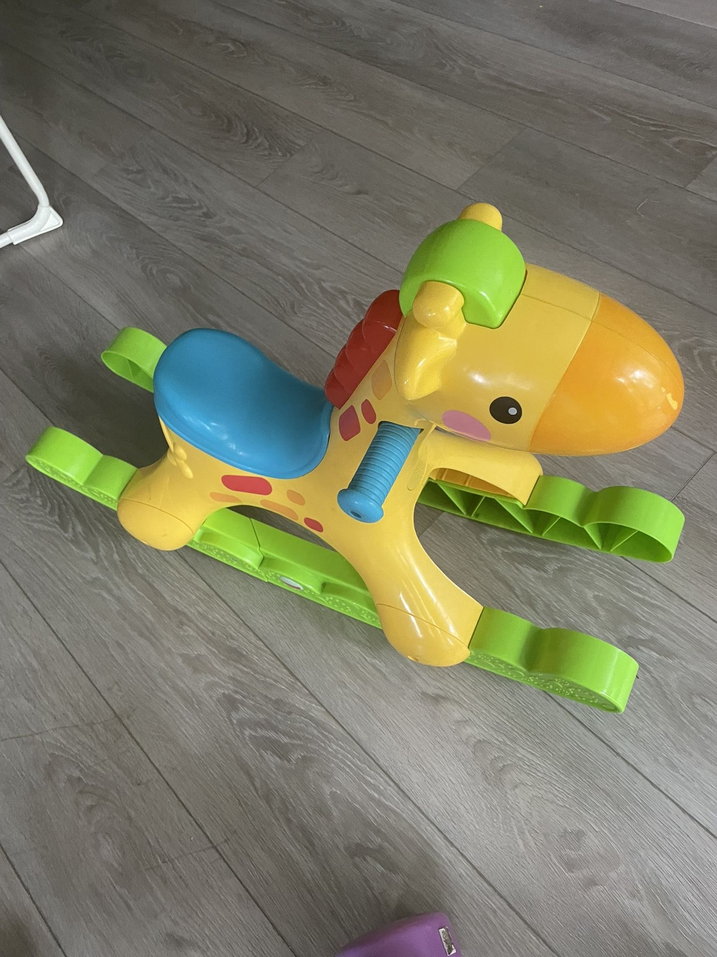Fisher-Price Rockin' Tunes Giraffe Interactive Rocker