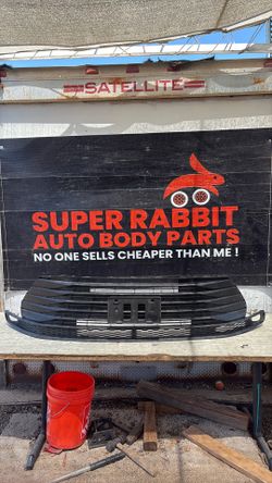 2021 Sienna LE Grille Front OEM 2026