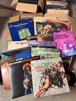 Huge lot of vinyl records