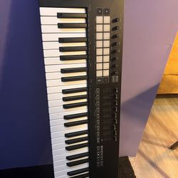 Novation Launchkey 61 Key Mk3