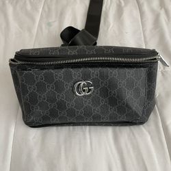 GG Black Belt Bag